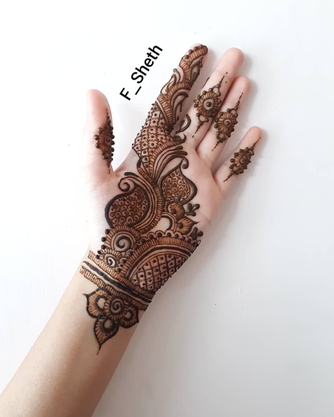 {New*} Latest Arabic Mehndi Design For Front Hand - K4 Fashion - Henna ...