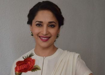 Actress Madhuri Dixit Gallery - Gethu Cinema