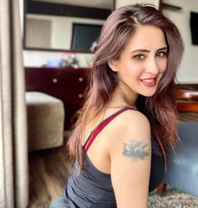 Chahatt Khanna Wallpapers 17