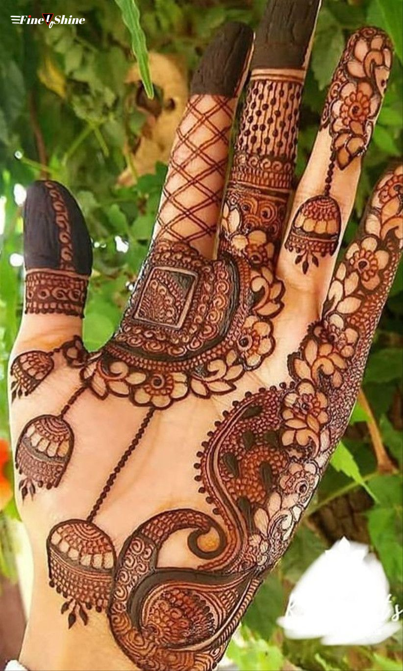 Karwa Chauth Mehndi Designs 2024, 100+ Beautiful Karva Chauth Mehndi Photos