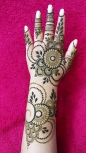 Simple Mehndi Designs 4