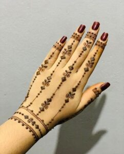 Simple Mehndi Designs Easy Peasy Yet Beautiful 10